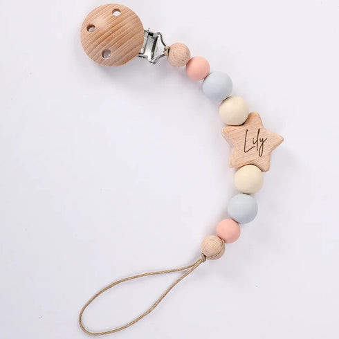 Attache tétine personnalisée en bois